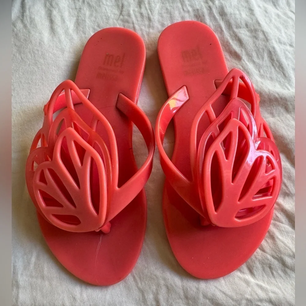 Mel Dreamed by Melissa Butterfly Wing Sandal Size 11 Flip Flop Coral Pink